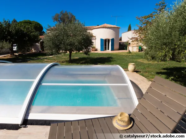 Bien choisir son abri de piscine