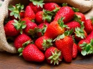 La fraise, un fruit savoureux, parfum� et g�n�reux