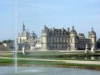 Château de Chantilly vu du parterre nord Château de Chantilly vu du parterre nord