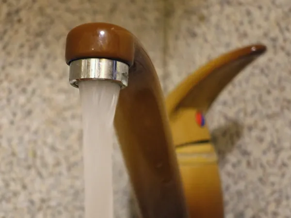 L'ouverture d'un robinet appelle rarement à une profonde réflexion de la part du consommateur