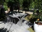 Luc ÉCHILLEY, Le jardin-Container, table et agrumes