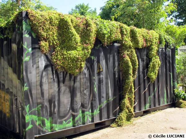 Luc CHILLEY, Le jardin-Container