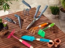 Les petits outils � main du jardinier