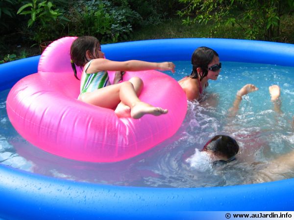 Vente de Piscines Hors sol - Piscine en kit, gonflables