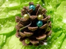 Dcorations de Nol en pommes de pin