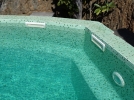 Le niveau d'eau de la piscine