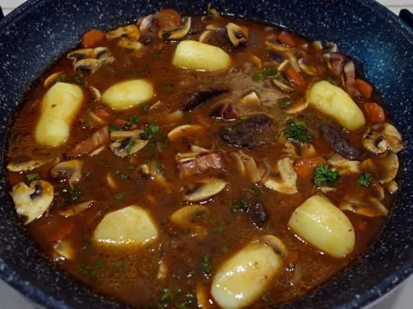 Boeuf mariné façon Bourguignon
