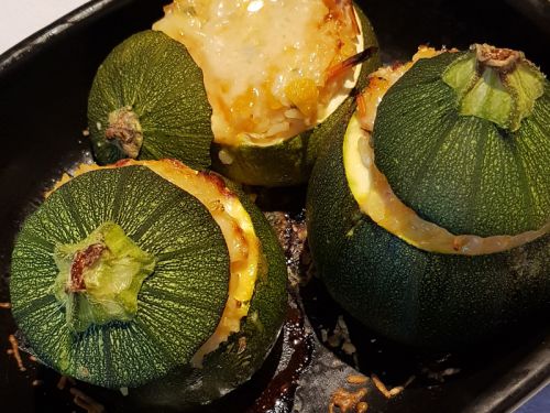 Courgettes 'Ronde de Nice' farcies au riz : recette