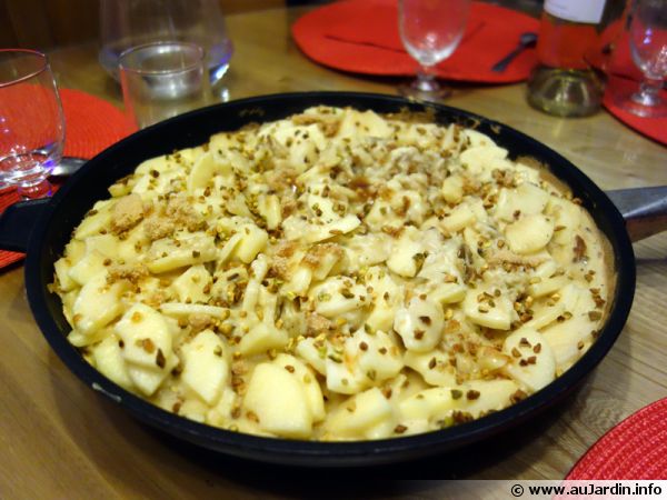 Crêpe géante Pomme-Pistache à la vergeoise