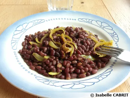 Haricots azukis au gingembre et curcuma : une recette saine et pleine de saveurs asiatiques