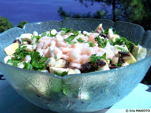 Salade de champignons aux crevettes