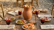 Sangria d'�t� : p�ches, orange et notes de Porto