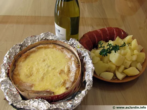 Saucisse de Morteau au Mont d'Or