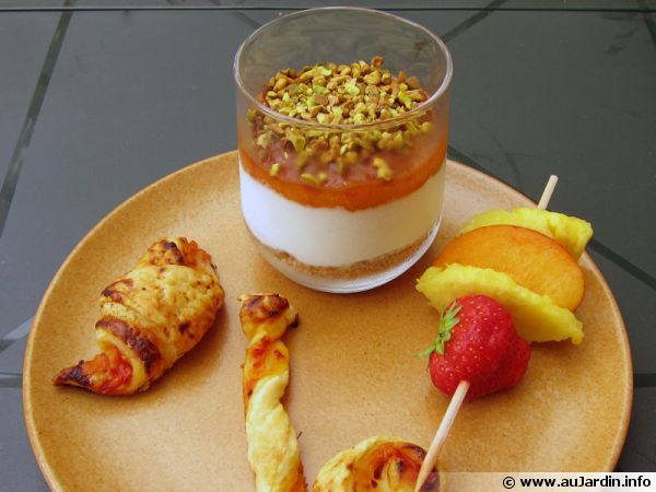 Verrines aux abricots & chocolat blanc