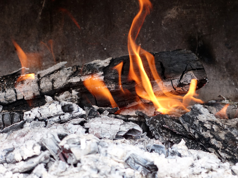 Fabriquer sa lessive à la cendre de bois